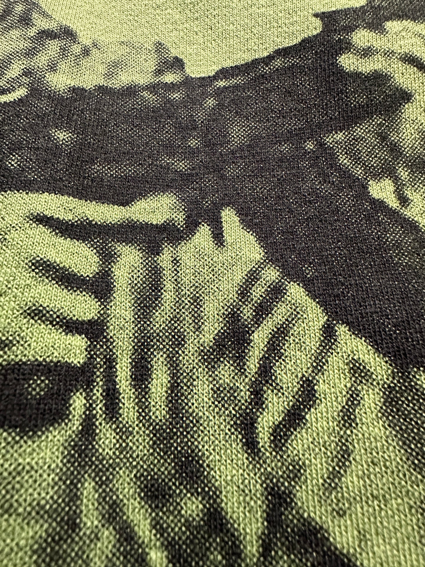 Sayan Chitasuro
Heavy Weight Crewneck