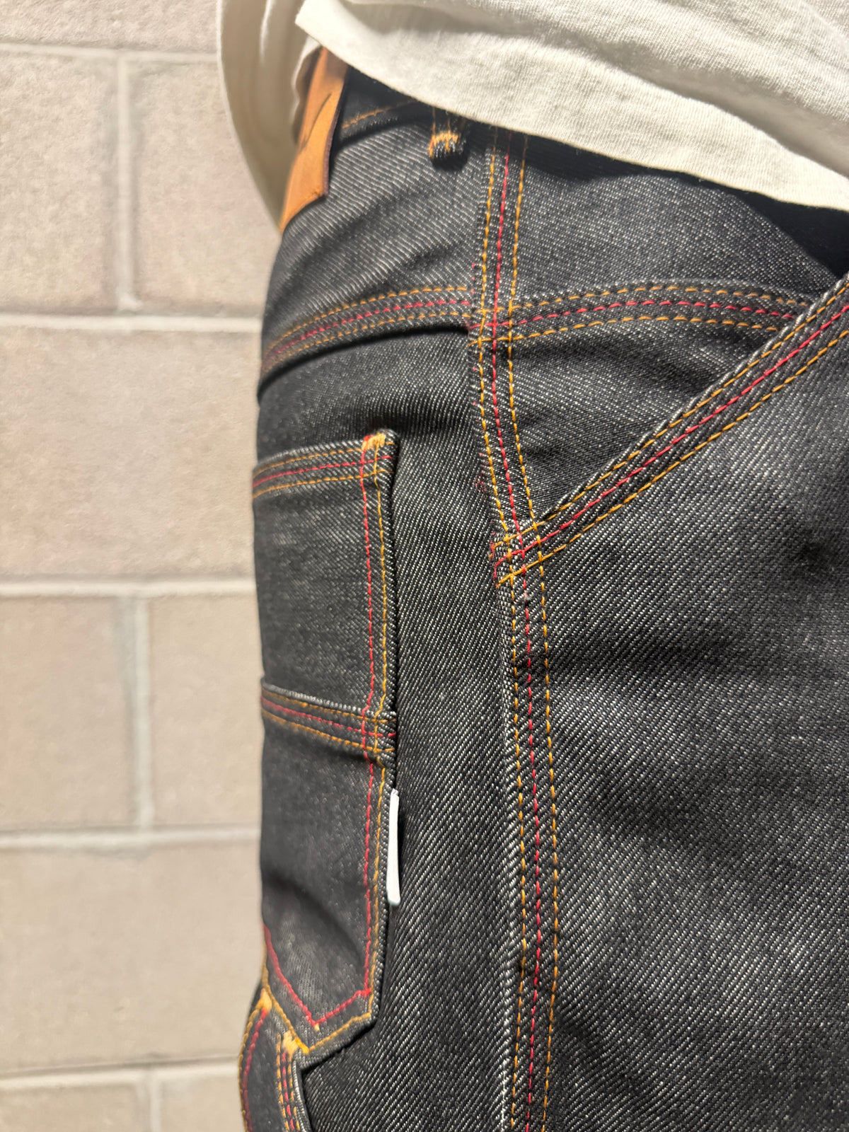11 OZ BAGGY CARPENTER SHORTS OVERSTOCK